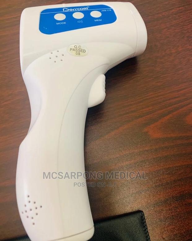 Infrared Non-contact Gun Thermometer · Photo 3