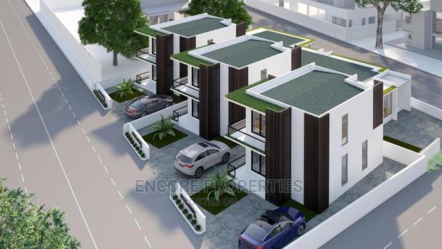 3 Bedroom Store House With Swimming Pool At Lakeside Estate · Photo 1