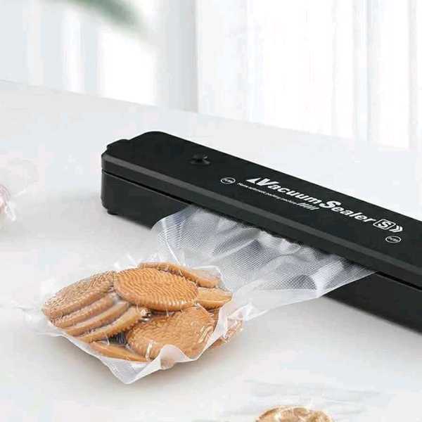 Vacuum sealing Machine