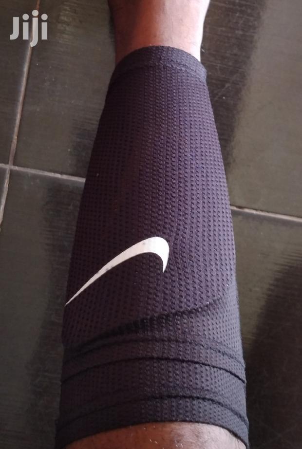 Nike Holes · Photo 2