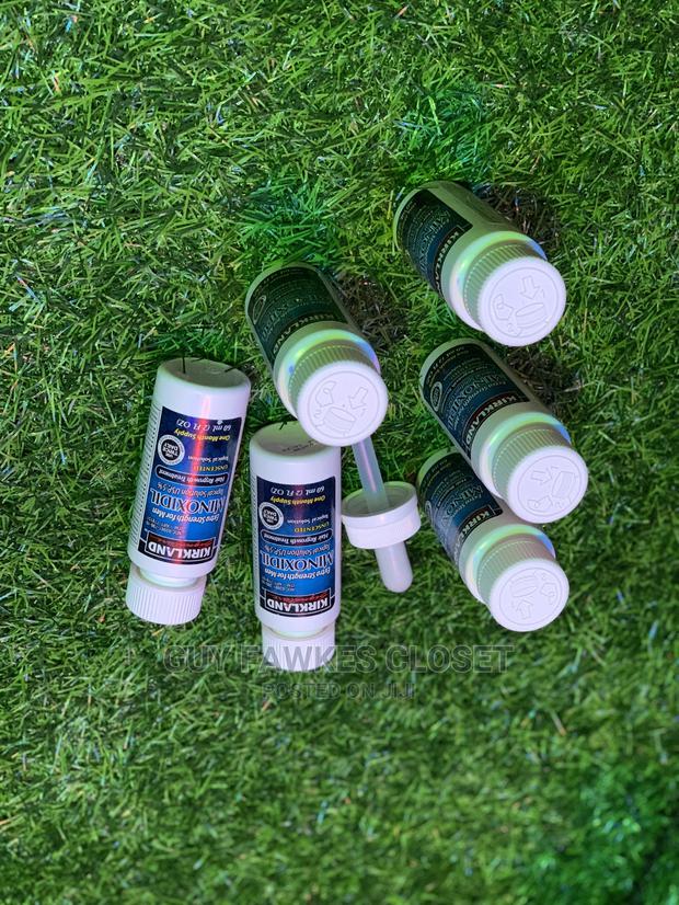 Kirkland Minoxidil · Photo 4