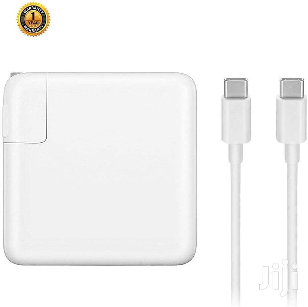 Mac Book Type C Charger · Photo 2
