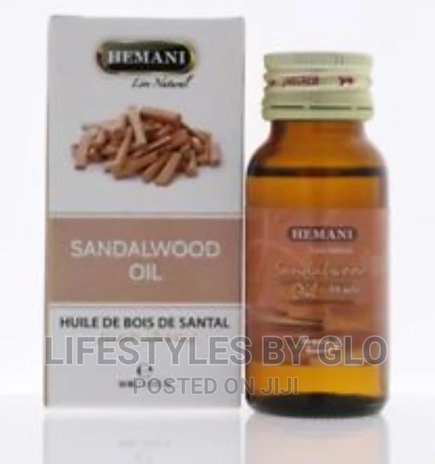 Sandalwood Oil · Photo 1