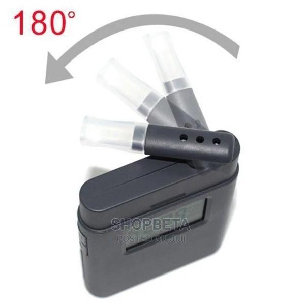 Breathalyzer · Photo 3