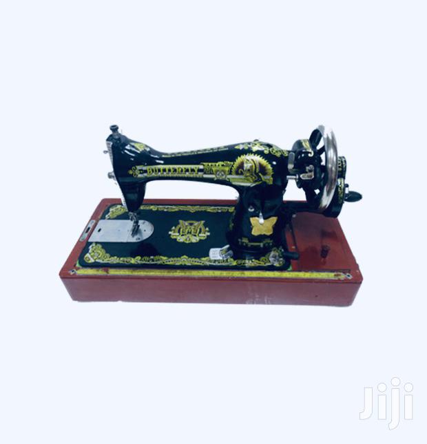 New Butterfly Hand Sewing Machine · Photo 2