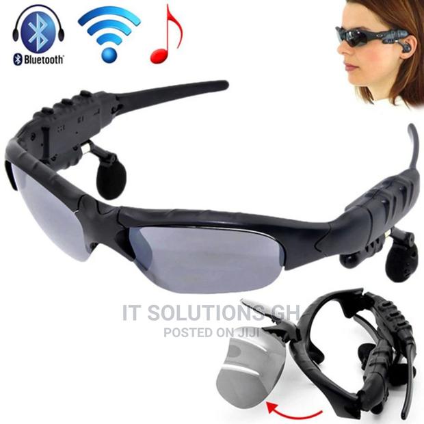 Sunglasses With Bluetooth-headset · Photo 2