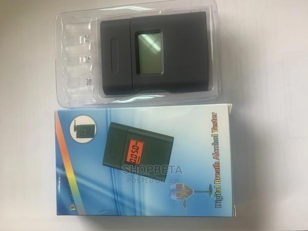 Digital Breath Alcohol Tester · Photo 4