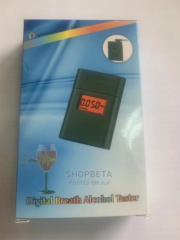 Digital Breath Alcohol Tester · Photo 3