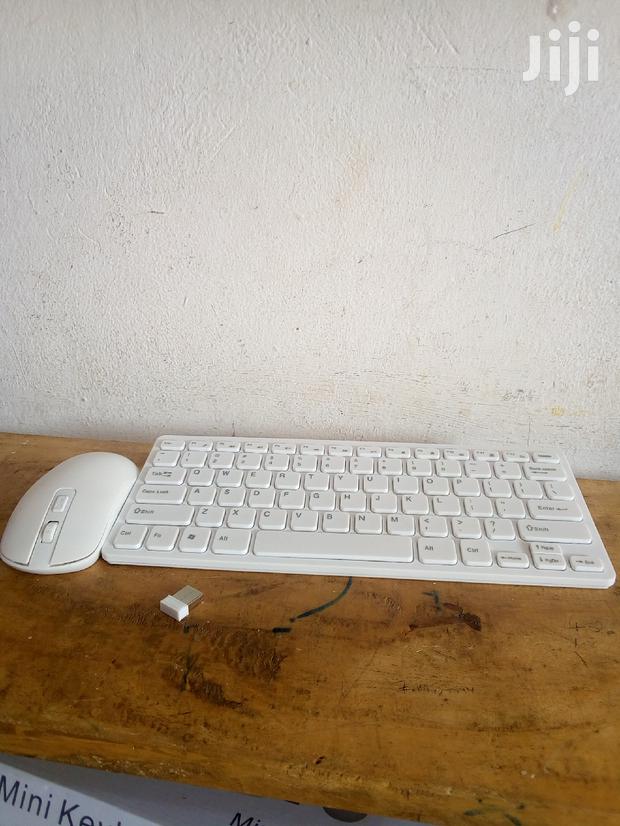 Mini Keyboard With Mouse (Wireless) · Photo 4