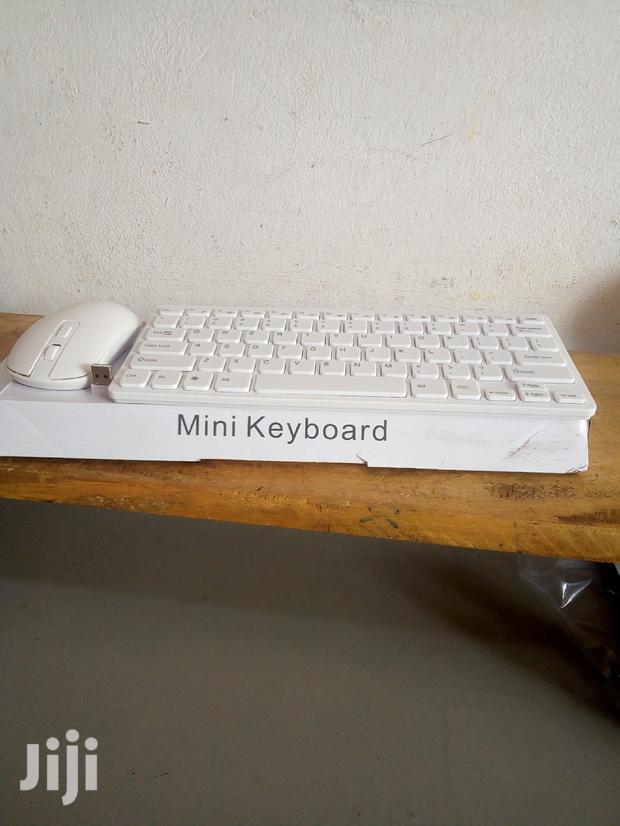 Mini Keyboard With Mouse (Wireless) · Photo 3