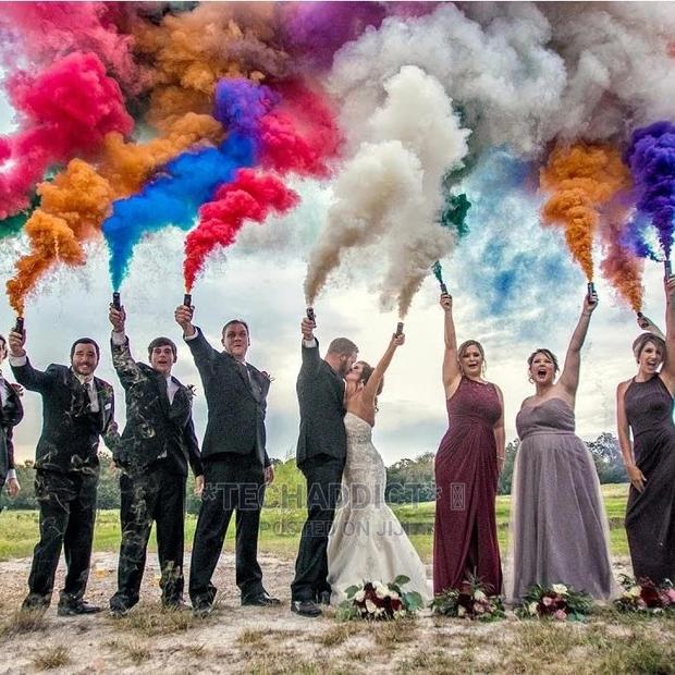 Color Smoke . photo 3