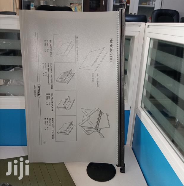 Plastic Suspension File · Photo 2