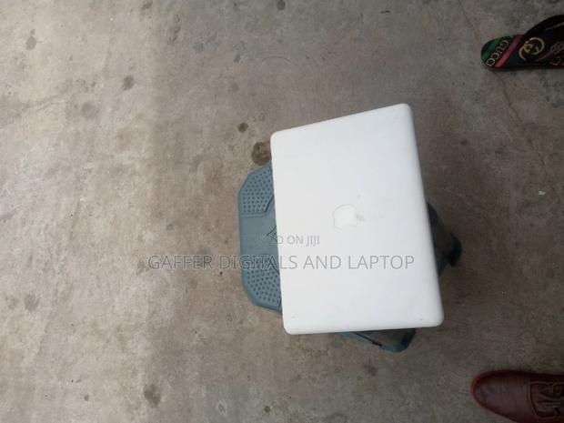 Laptop Apple MacBook 6GB Intel Core 2 Duo HDD 500GB · Photo 3