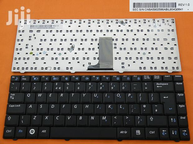 Laptop Keyboard For Samsung R519 NP-R519 R719 NP-R719 · Photo 2