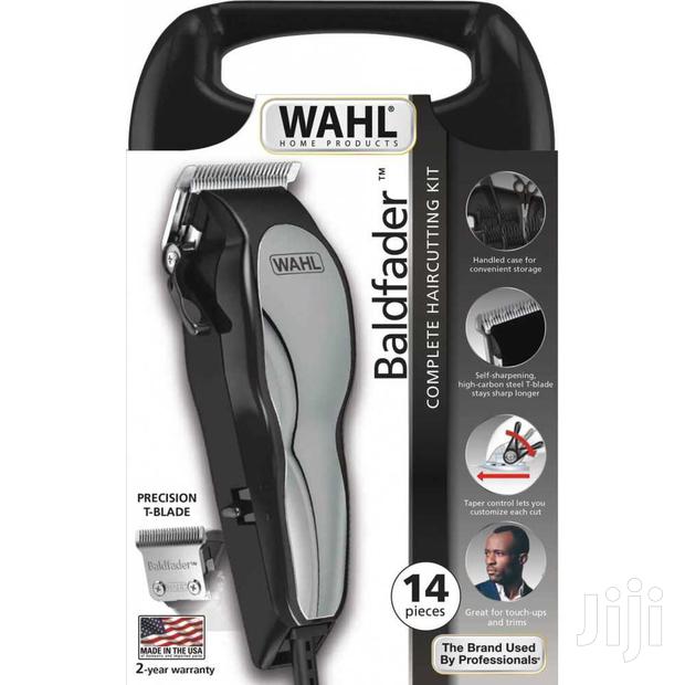 Wahl Baldfader Clipper 14-Piece Haircutting Kit · Photo 3