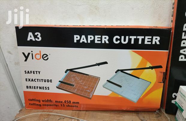 A3/A4 Size Paper Cutter · Photo 2
