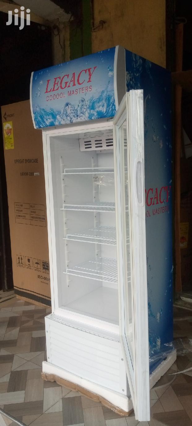 Attractive Display Fridge 193ltrs