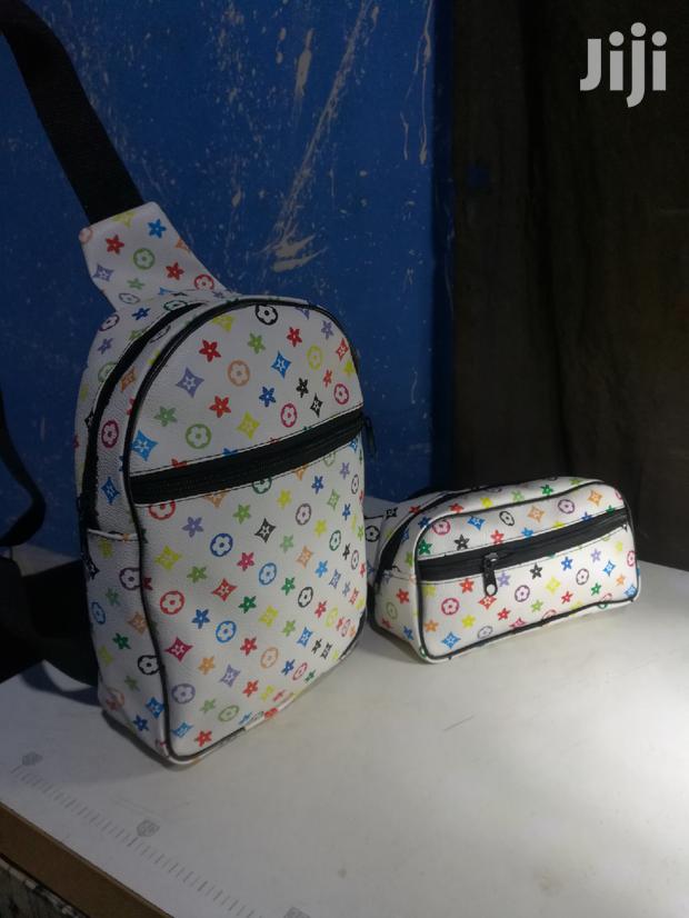 Waist Bag And Chest Bag · Photo 4
