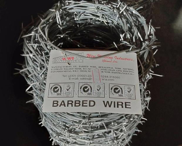 Barbed Wire · Photo 2