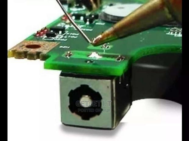 Laptop Display Problem Repairs · Photo 2