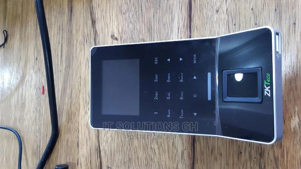 Zkt F22 Access Control · Photo 1