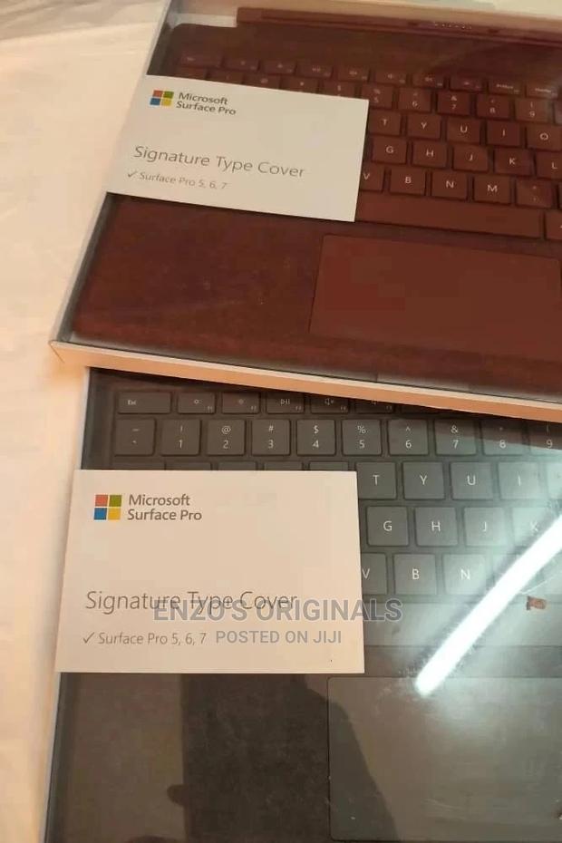 Microsoft Surface Pro 7 Alcantara Signature Keyboard · Photo 4