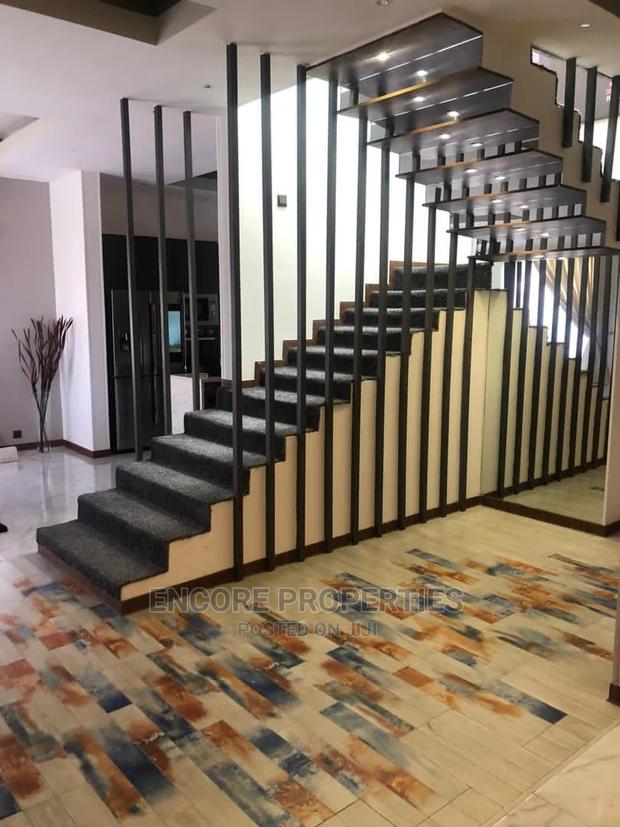 Furnished 4bdrm House in East Legon for sale · Photo 4