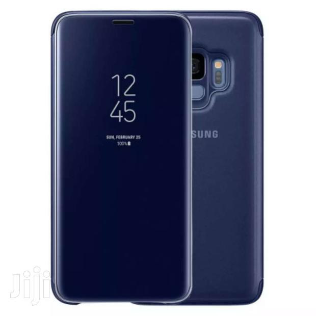 S9 Plus Clear View Cover · Photo 3