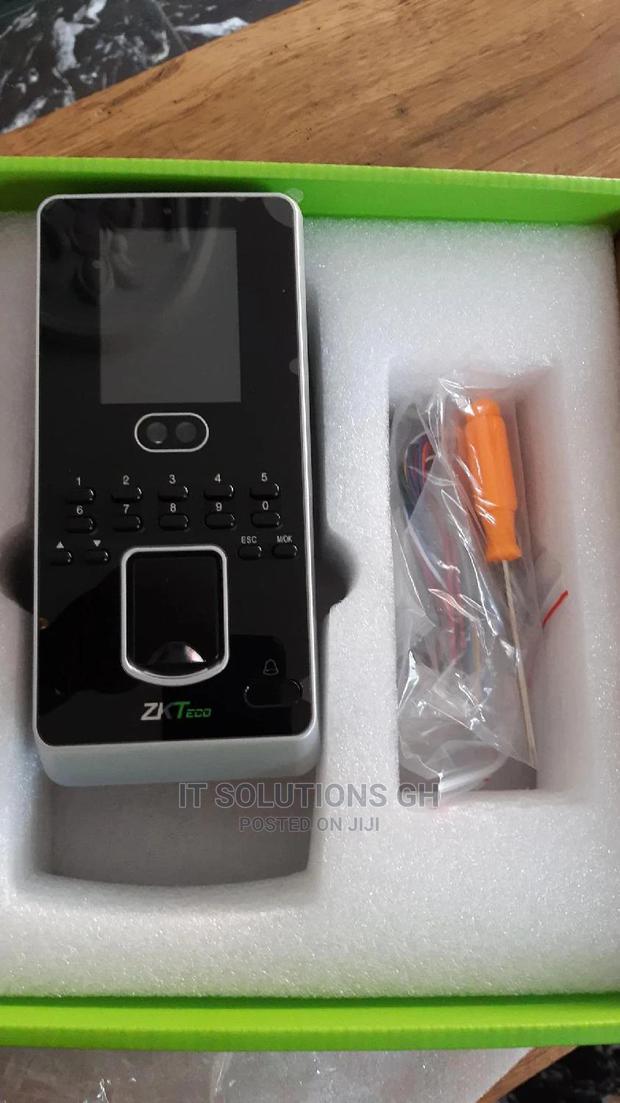 ZKT MULTIBIO 800 Access Control · Photo 1
