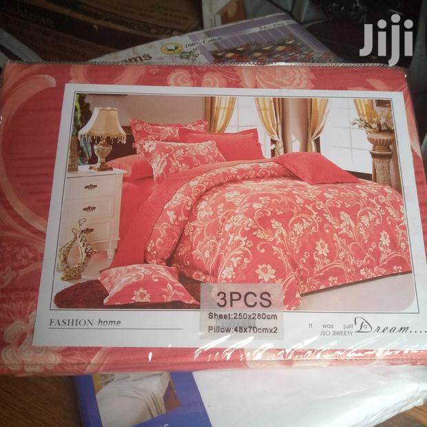 Bedsheet(Queen + 2 Pillow Cases)