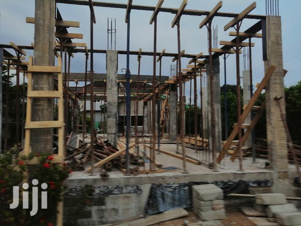 Props/Scaffolds/Bamboo/Metals/Decking /Formwork