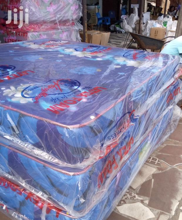 Queen Size Mattress (8 Inches Thick)