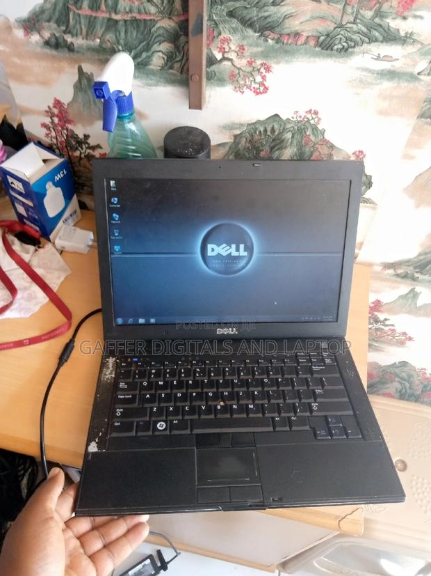 Laptop Dell Adamo Onyx 4GB Intel Core 2 Duo HDD 250GB · Photo 4