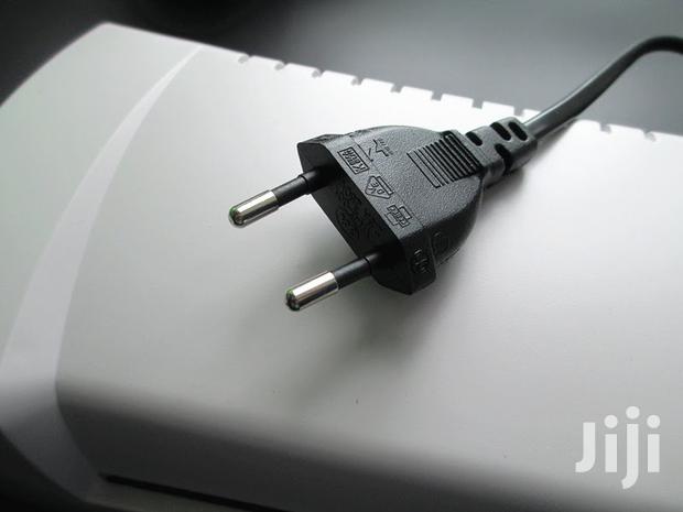 SL200 A4 Laminating Machine · Photo 2