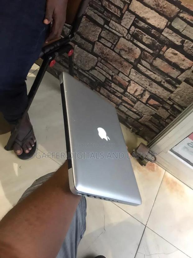 Laptop Apple MacBook 2008 4GB Intel Core 2 Duo HDD 256GB · Photo 3