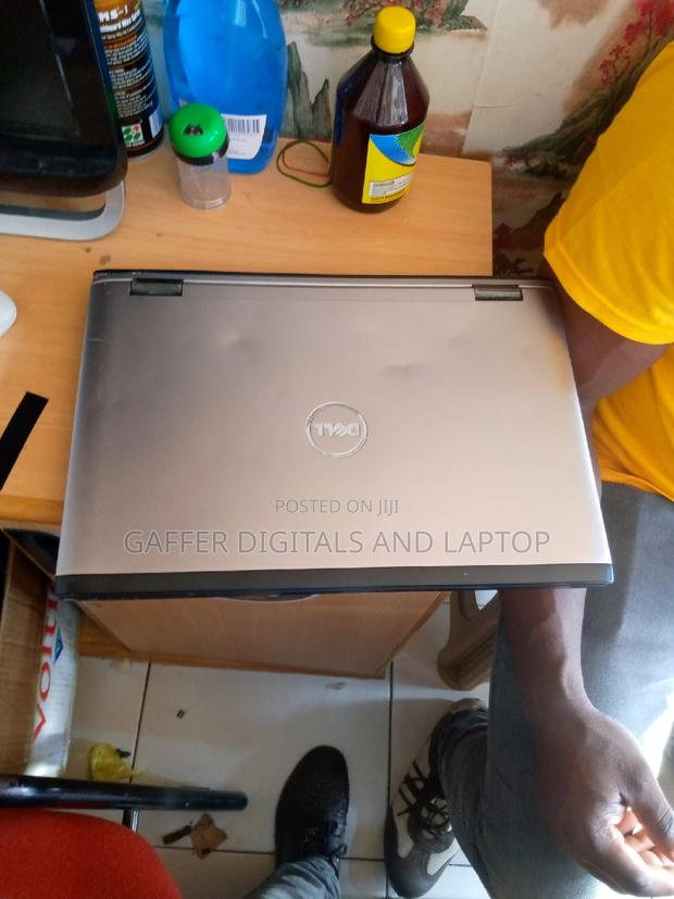 Laptop Dell Inspiron 15 3000 8GB Intel Core I3 HDD 640GB · Photo 1