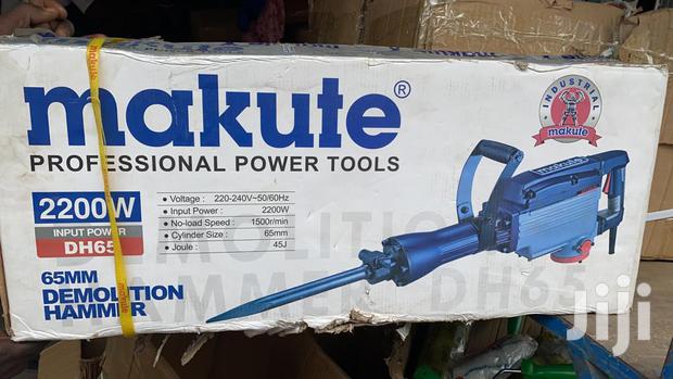 2200watts Makute 65mm Demolition Hammer Drill · Photo 4