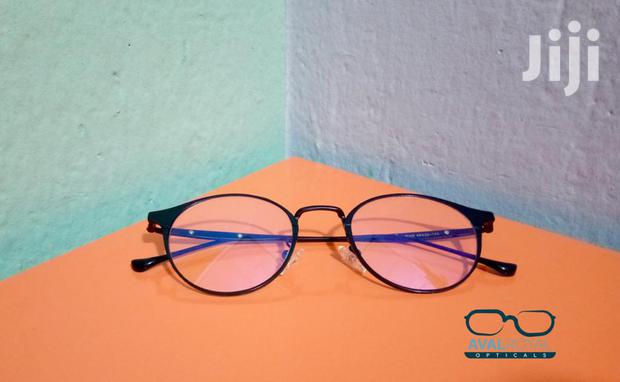 Spectacles/Frames