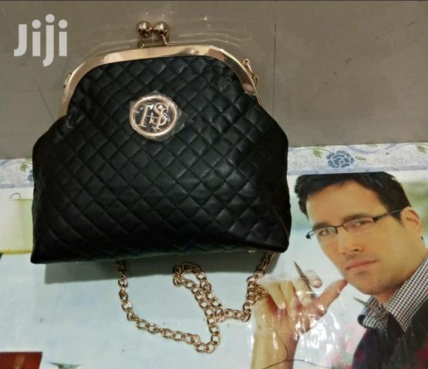 Beautiful Designer Ladies Bag · Photo 3