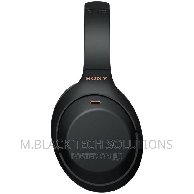 ⁣ Sony Wh 1000xm4 Wireless Noise Cancelling Headphones · Photo 4