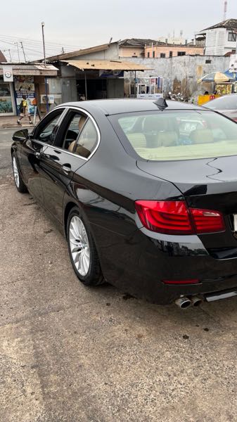 BMW 520i  2017 Black