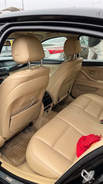 BMW 520i  2017 Black