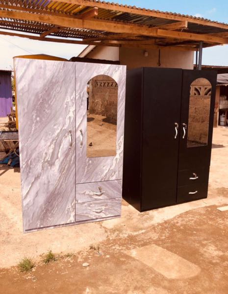 2 in 1 wardrobe with dressing mirror