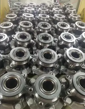 Brand New Hubs for Your Cars (Front and Back) Toyota,Honda